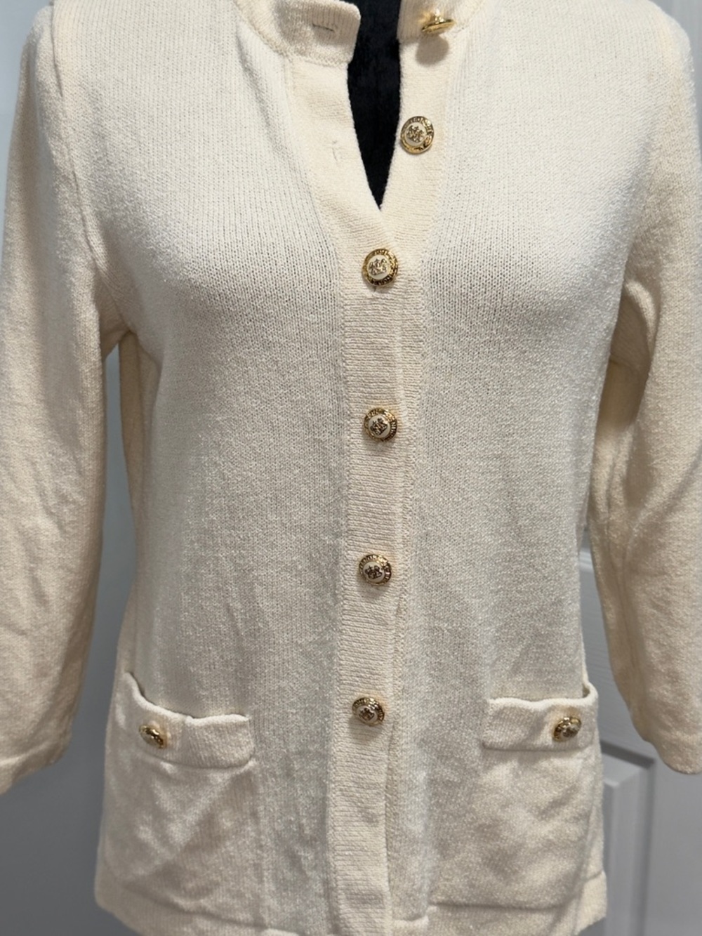 St. John Cream Knit Cardigan with Gold Buttons - Picture 5 of 13